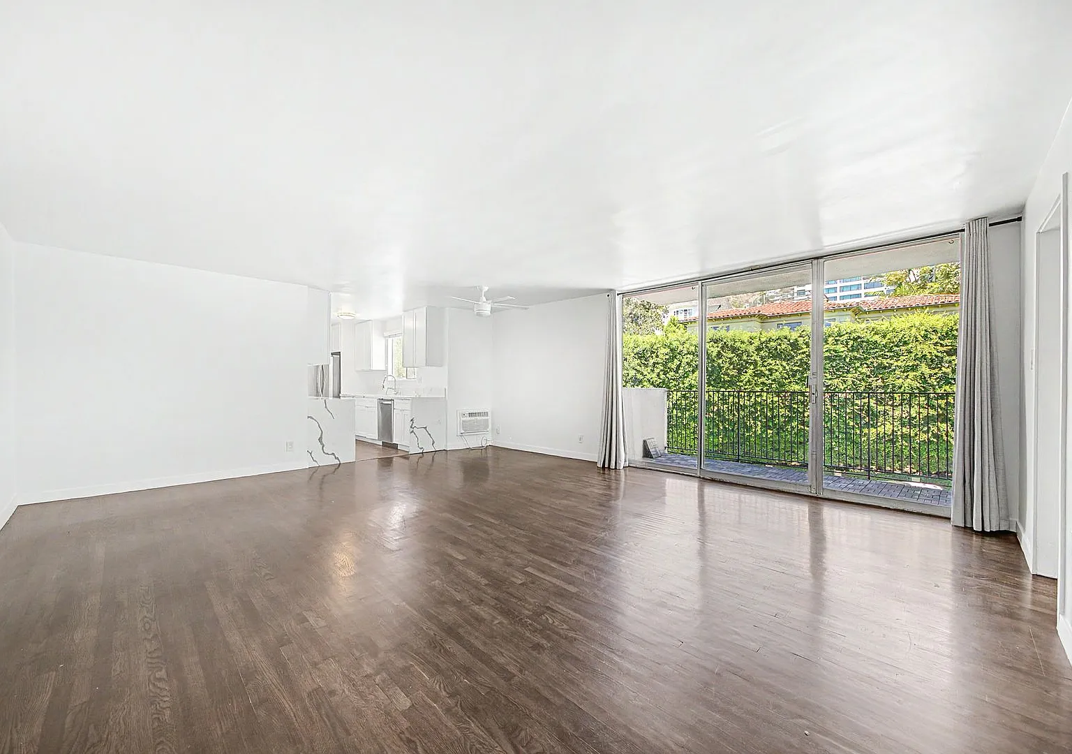 8440 Fountain Ave — Photo 3