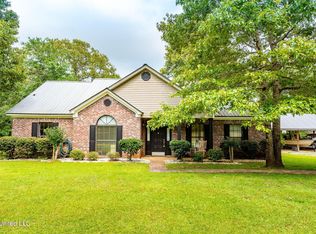 402 Dickerson Sawmill Rd, Lucedale, MS 39452