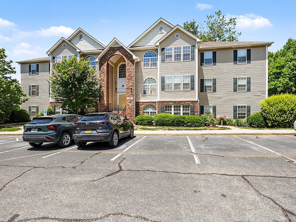 2012 Salem Bluff Dr