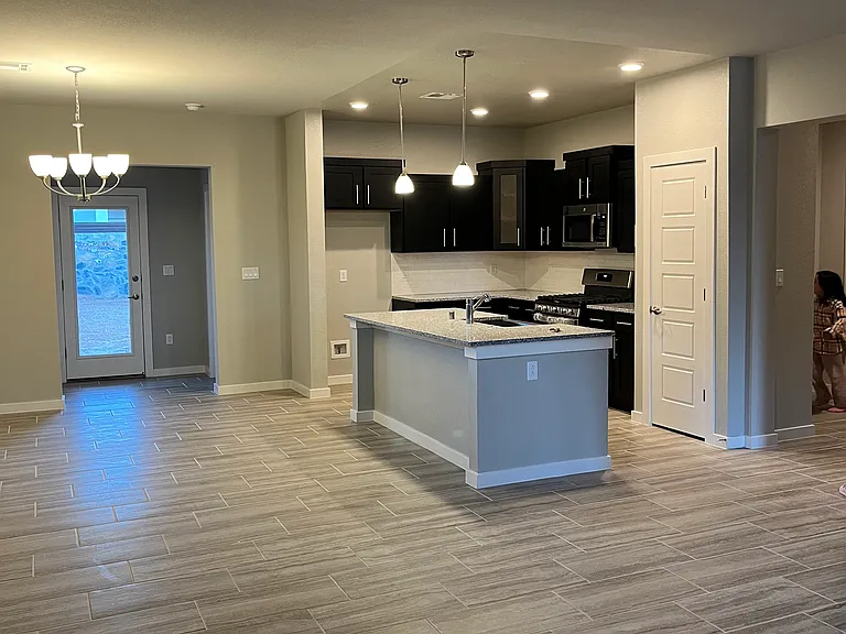 14760 Mike A Mendoza Ave — Photo 12