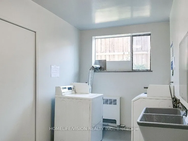 18 Kenrae Rd #12 — Photo 13