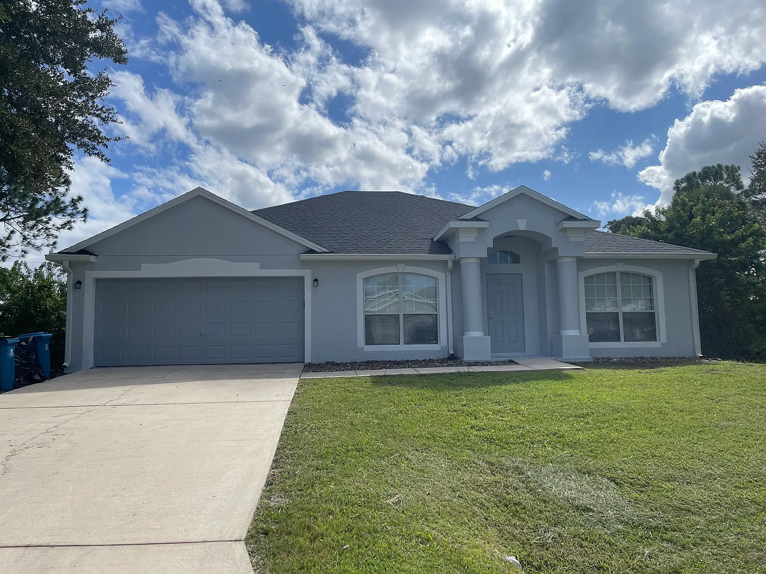 3 bed, 1814 sqft, $2,400 — Photo 1