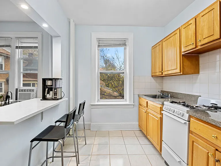 7508 Park Ave #104 — Photo 5