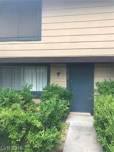 6123 Meadow Vista Ln, Spring Valley, NV, 89103