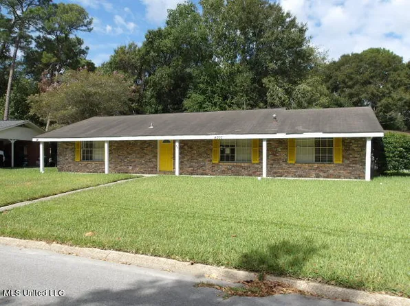 4207 Locksley Ave, Pascagoula, MS 39581