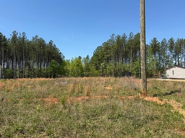 2nd image of Cub Creek Rd