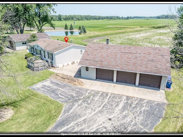 N5690 Boelter Rd, Shiocton, WI 54170