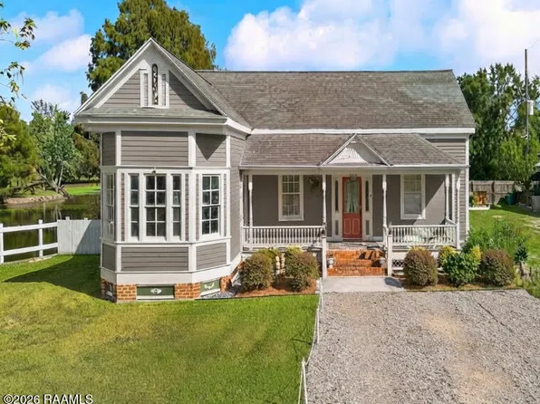 2433 E Milton Ave, Youngsville, LA 70592