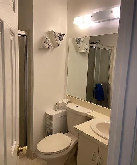 360 Hadleigh Ln — Photo 16