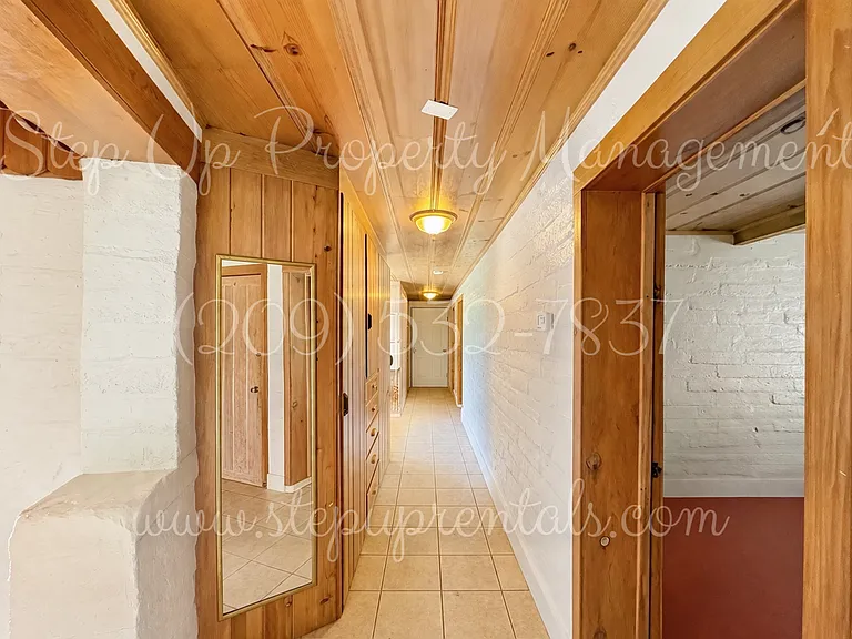 20381 Sherry Ct — Photo 7