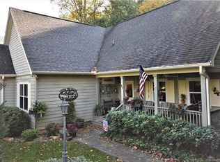 67 Cripple Creek Dr, Waynesville, NC 28785