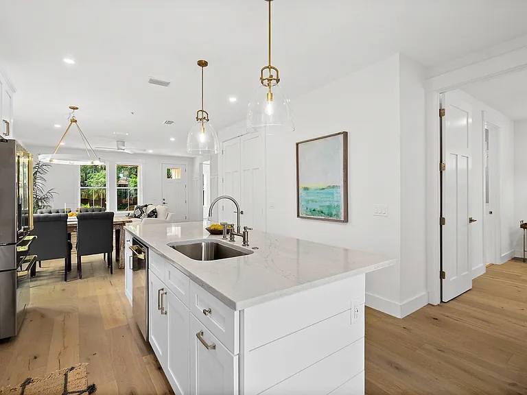 27 Fullerwood Dr — Photo 13