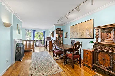 Rented by (Legacy) Elegran