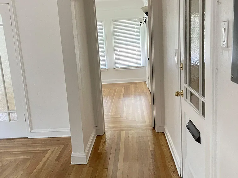 990 The Alameda #1 — Photo 5
