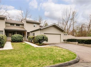 4 Ivy Cv #4, Avon, CT 06001