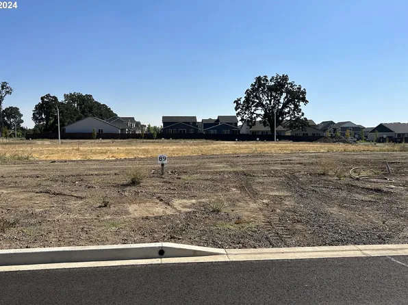 1548 NW Adelaide St #89, McMinnville, OR 97128