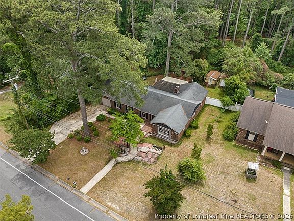 2nd image of 202 Andover Rd