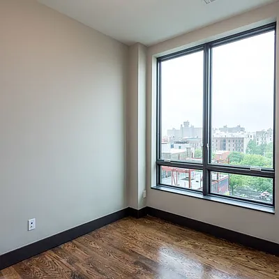 Rented by Nooklyn NYC LLC | media 53