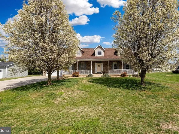 154 W Wanda St, Stanley, VA 22851