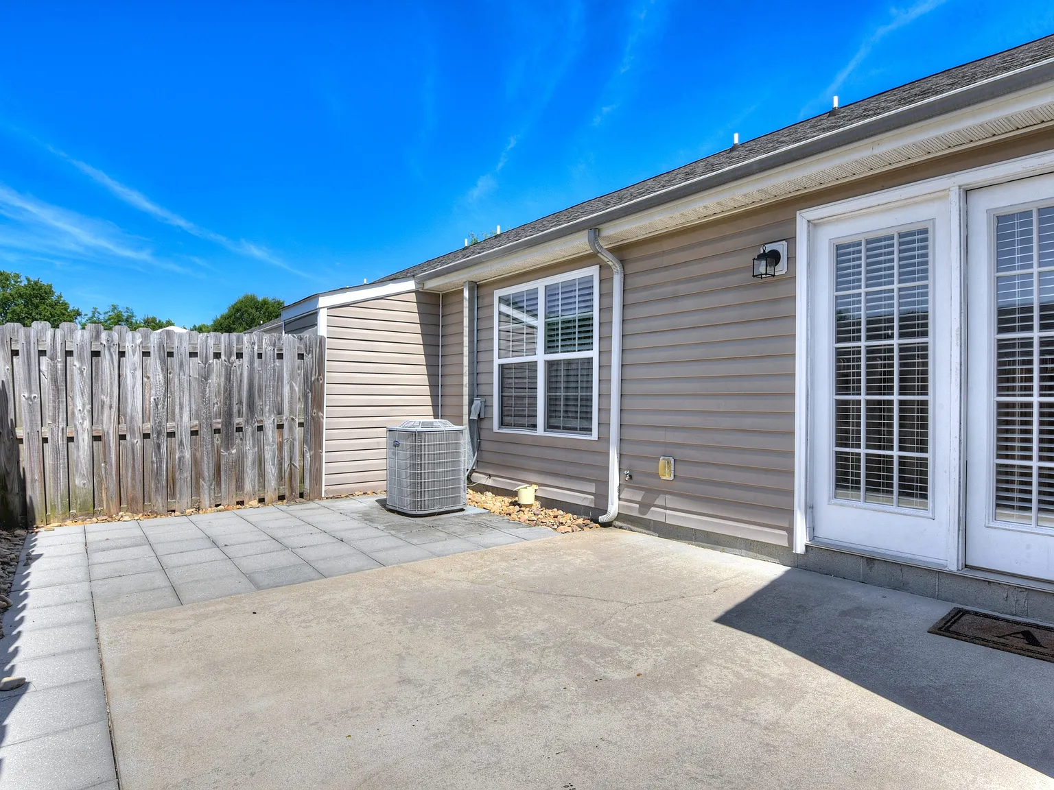 1609 Bradley Way - 1 — Photo 2