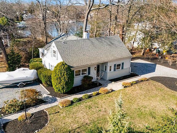 3rd image of 766 Cypress Rd