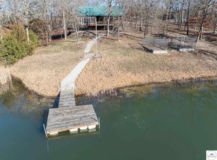 20380 Village Dr, Warsaw, MO 65355