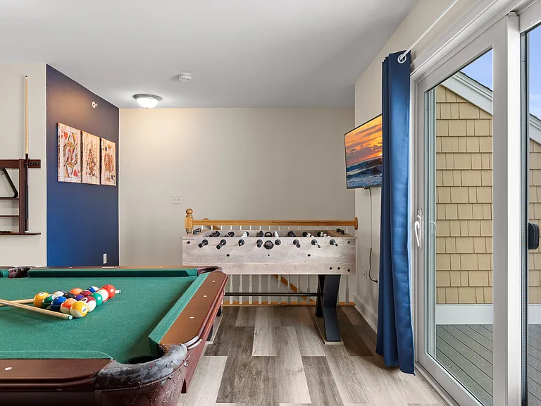 128 Ashworth Ave #309 — Photo 46
