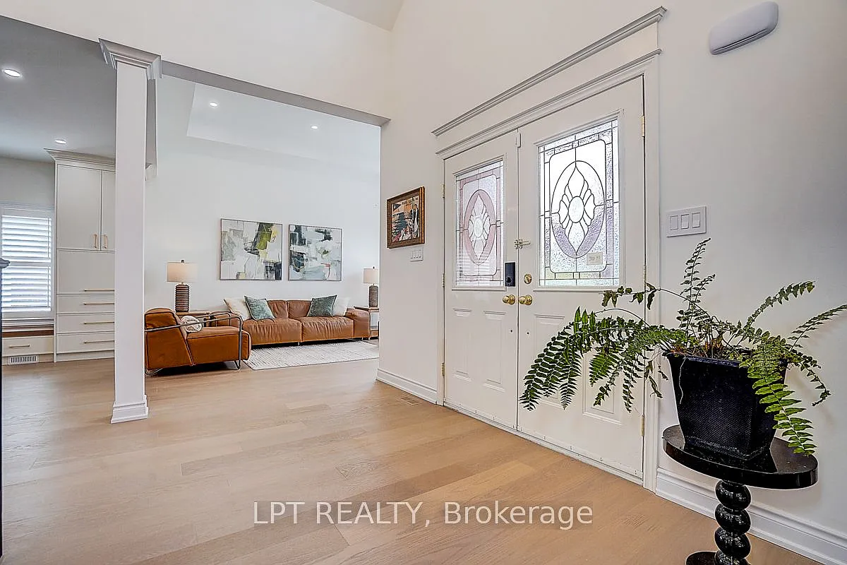 5 bed, $3,980 — Photo 4