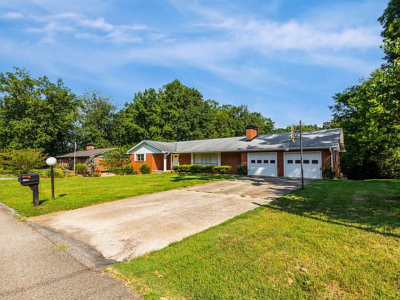2nd image of 3109 SW Dekalb Dr