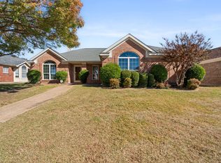 1704 Willow Crk, Mesquite, TX 75181