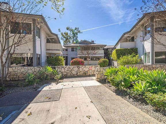 2nd image of 389 Cliff Dr APT 1