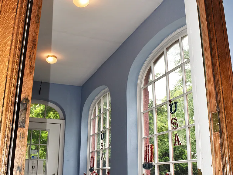 303 W. Church St. Solarium
