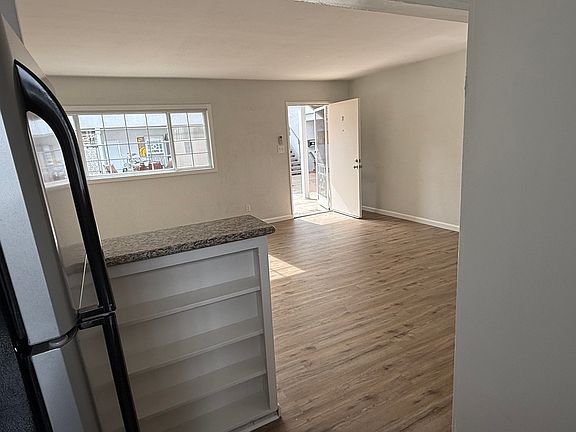 5th image of 777 Seacoast Dr Unit D
