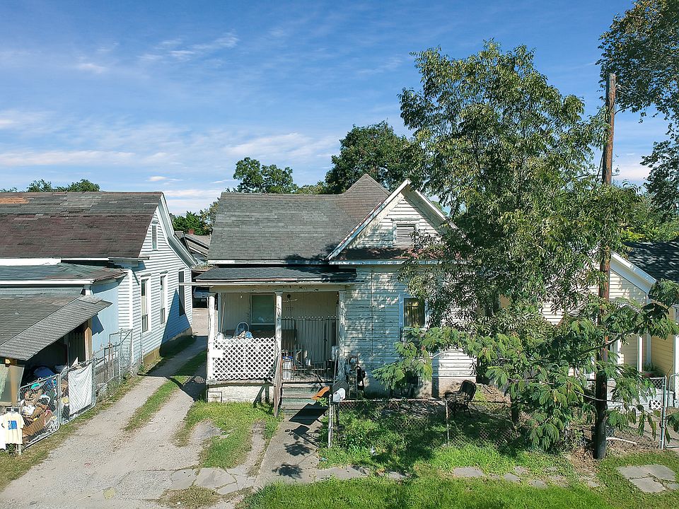 2016 Gentry - Front View