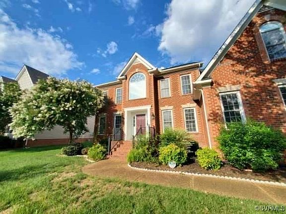 3rd image of 5005 Sadler Pl