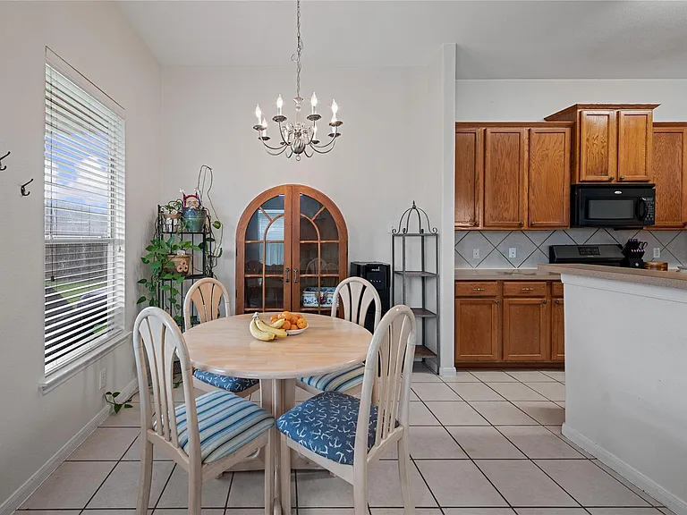 21314 Bella Flora Ct — Photo 9