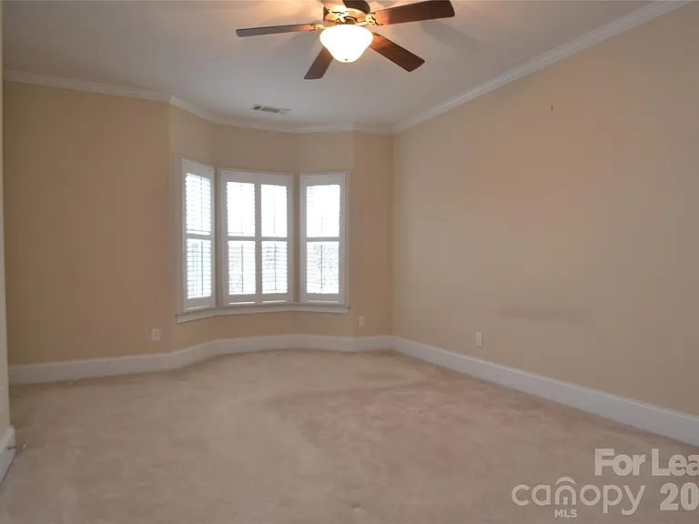 6005 Village Dr NW — Photo 20