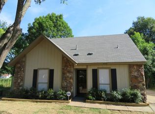 5594 Pathway Cir, Memphis, TN 38115