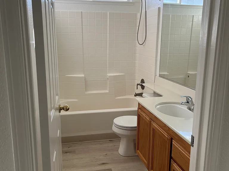 525 Wicklow Dr — Photo 74