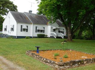 5033 Harmony Rd, Alton, VA 24520