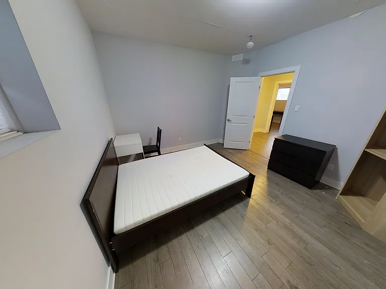 173 Henderson Ave — Photo 23