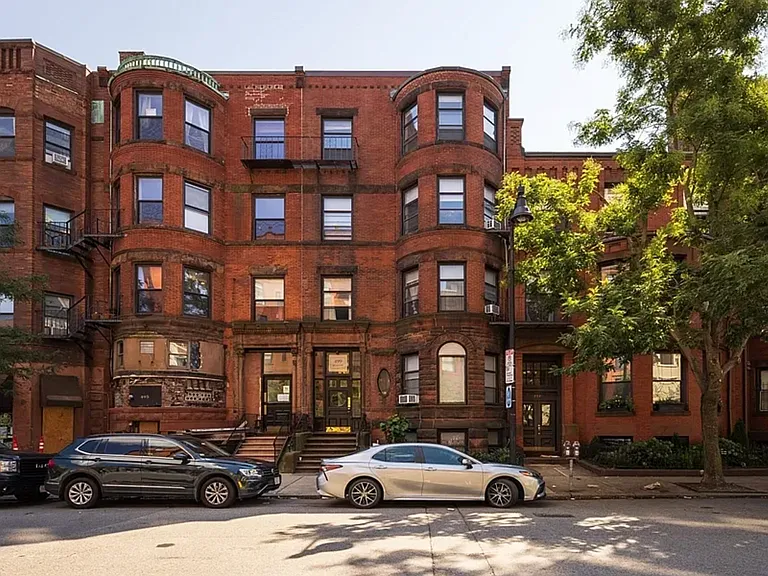497 Beacon St #8 — Photo 13