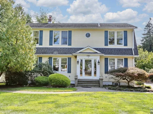 597 Piermont Ave, River Vale, NJ 07675