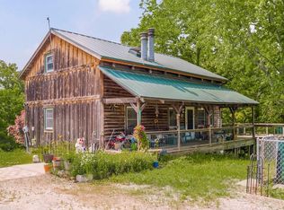 2906 Hutton Rd, Kansas City, KS 66109