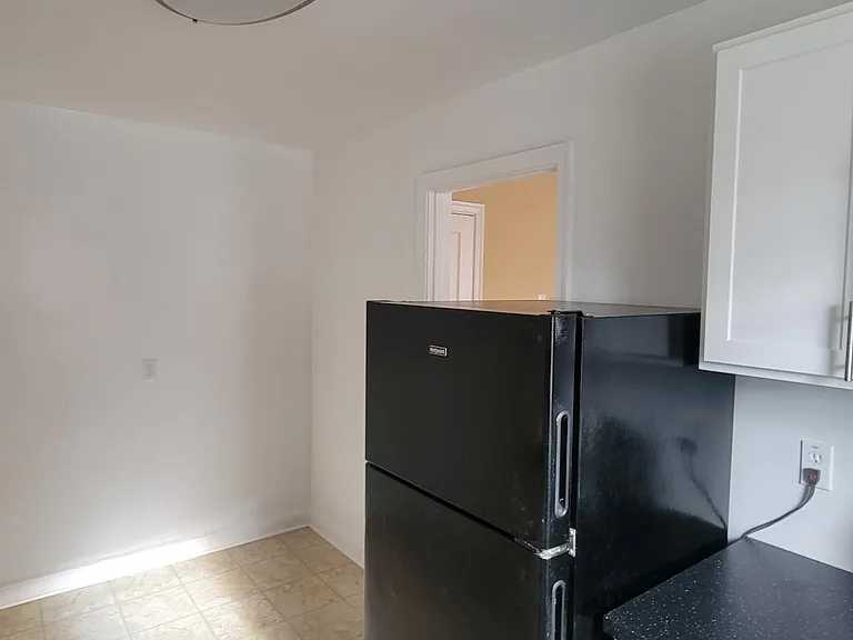 814 Greenwood Cir #2 — Photo 27