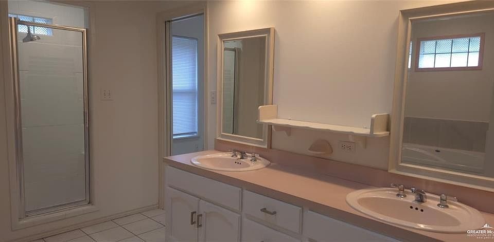 2nd image of 1308 Jasmine Ave