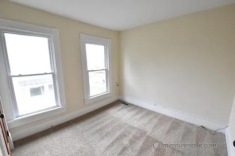 172 N Washington St — Photo 13
