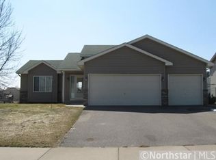 307 Flintwood St SW, Isanti, MN 55040