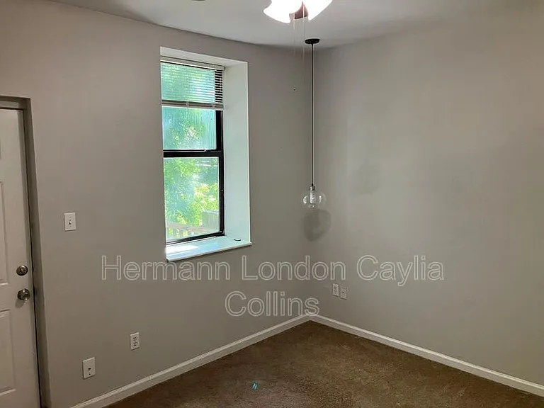 3856 Folsom Ave #2F — Photo 11