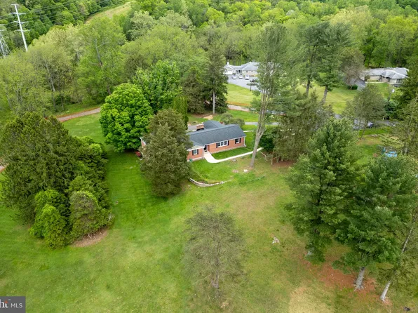 12 Wagon Wheel Ct, Glen Arm, MD 21057